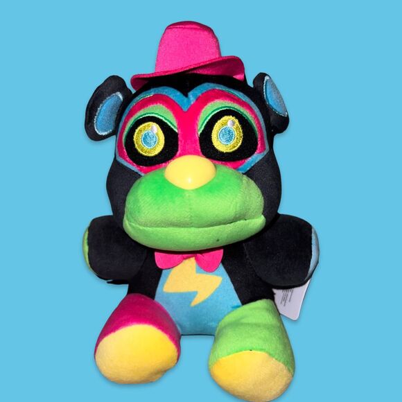 NWT Funko Five Nights at Freddy's Security Breach Blacklight Glamrock Freddy Plu - Picture 3 of 4